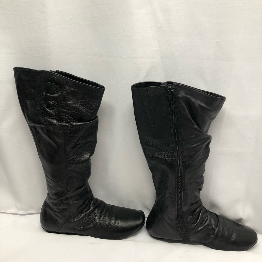 Bakers black calf high leather boots Sz 6